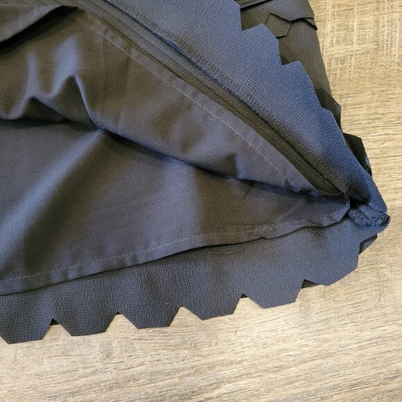 BANANA REPUBLIC | Scalloped Tiered Skirt | Sz. 4 - Picture 5 of 7